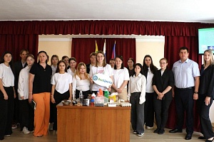 ����� 200 ��������� ������ ����� ������������� ����������� � �. ��������