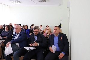 ������� �������� �������� �� ��������� ���������������� ������ � ������������ ��� � ��� �������