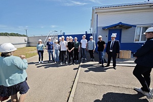 �������� ���������� �������������������� ������������ �������� � ���������� �� 220�� ���������� ����