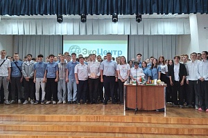 ����� 200 ��������� ������ ����� ������������� ����������� � �. ��������